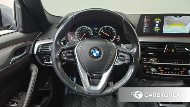 BMW 5 Series (G30) 2018 Серый из Кореи, фото 3