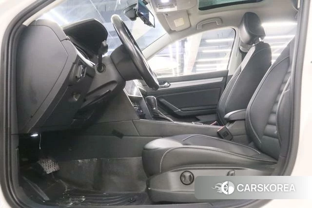 Volkswagen Lamando 2021 Белый из Китая, фото 3