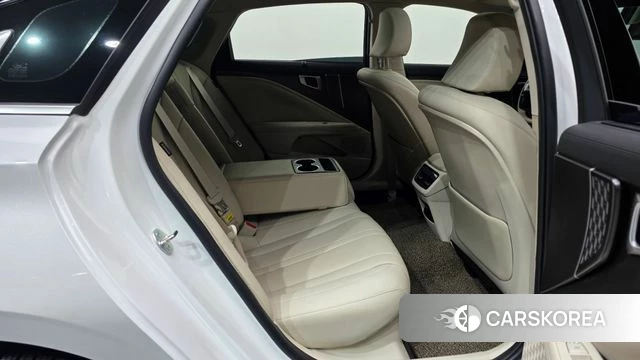 Kia The New K8 Hybrid 2024 Белый из Кореи, фото 3