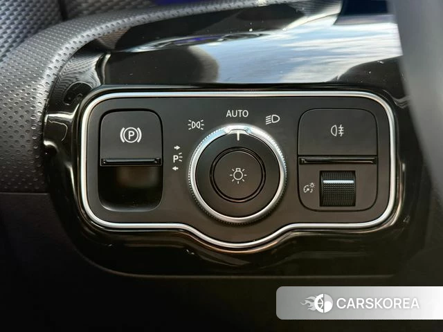 Mercedes-Benz A-Class W177 2021 Белый из Кореи, фото 3