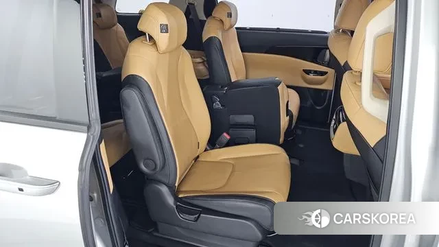 Kia Carnival 4th generation 2020 Серебряный из Кореи, фото 3