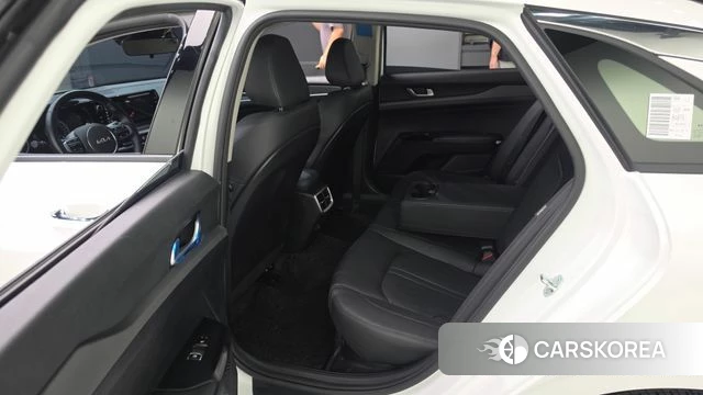 Kia K5 Hybrid 3rd Generation 2023 Белый из Кореи, фото 3