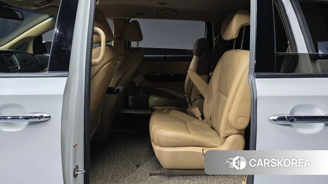 Kia The New Carnival 2018 Белый из Кореи, фото 3