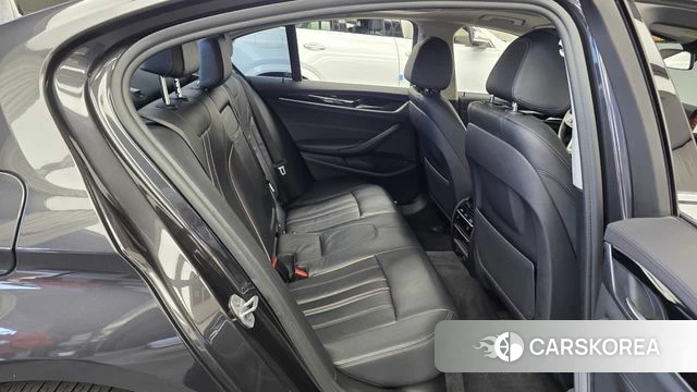 BMW 5 Series (G30) 2019 Серый из Кореи, фото 3