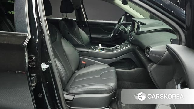 Hyundai The New Santa Fe 2023 Черный из Кореи, фото 3