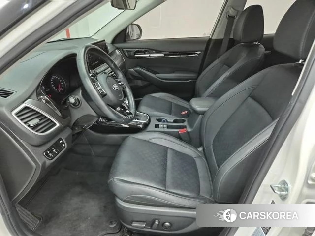 Kia Seltos 2021 Белый из Кореи, фото 3