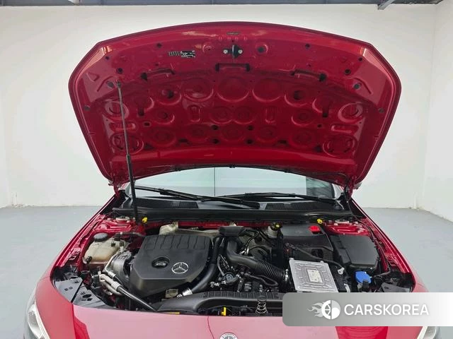 Mercedes-Benz A-Class 2023 Красный из Китая, фото 3