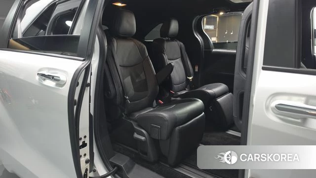 Toyota Sienna 4th Generation 2026 Белый из Кореи, фото 3