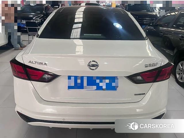 Nissan Altima 2022 Белый из Китая, фото 3