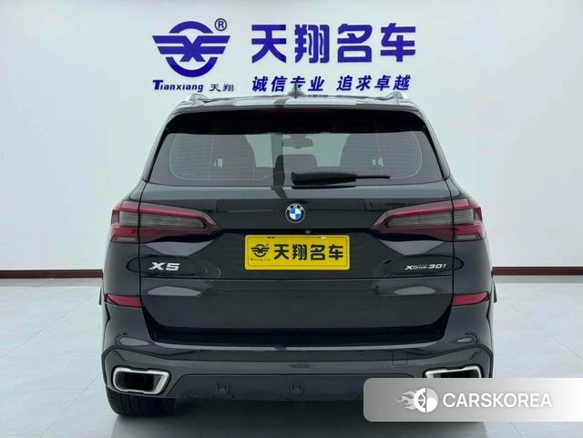 BMW X5 2021 Черный из Китая, фото 3