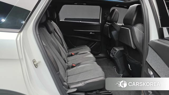 Peugeot 5008 second generation 2018 Белый из Кореи, фото 3