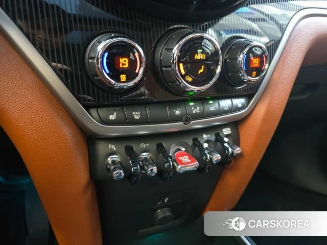 Mini Cooper S Countryman 2024 Серебряный из Кореи, фото 3