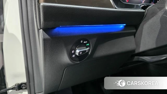 Volkswagen 7th Generation of Jetta 2021 Белый из Кореи, фото 3