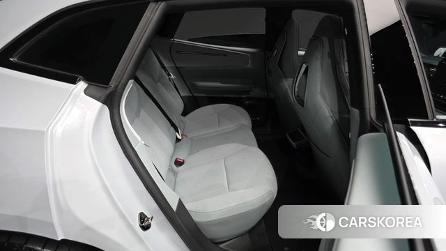 Polestar Polstar 4 2025 Серебристо-серый из Кореи, фото 3