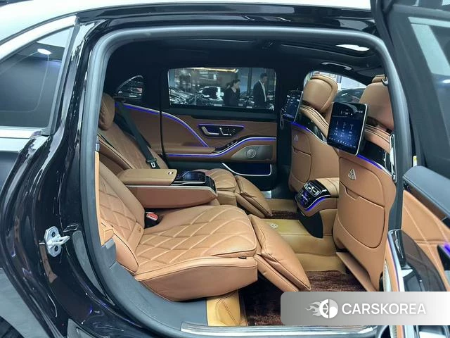 Mercedes-Benz Maybach S-Class 2023 Черный из Китая, фото 3