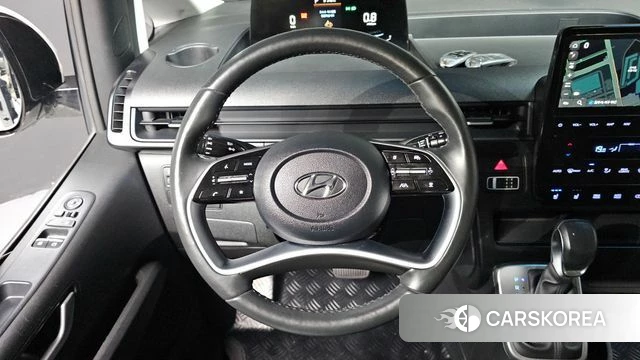 Hyundai Staria 2023 Белый из Кореи, фото 3
