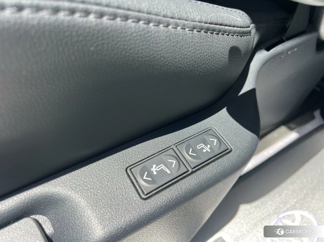 Toyota Sienna 2021 Белый из Китая, фото 3