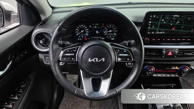 Kia The New K3 2nd generation 2022 Белый из Кореи, фото 3