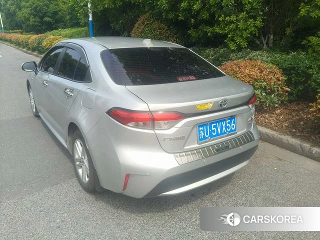 Toyota Levin 2021 Серебристо-серый из Китая, фото 3