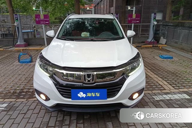 Honda Vezel 2021 Белый из Китая, фото 3