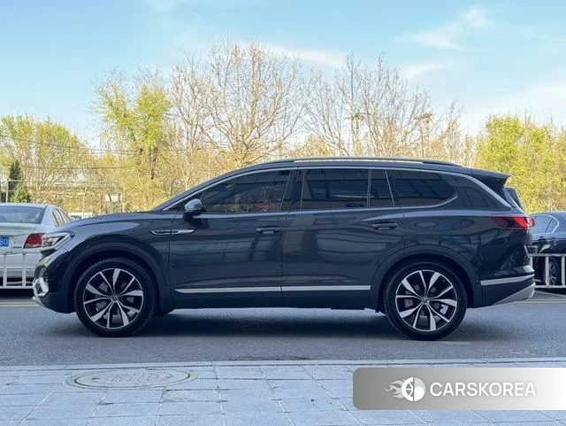 Volkswagen Talagon 2024 Темно-серый из Китая, фото 3