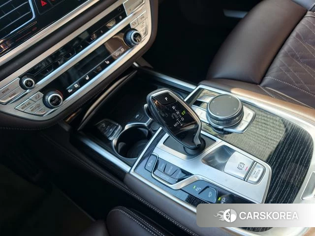 BMW 7 series 2020 Черный из Китая, фото 3