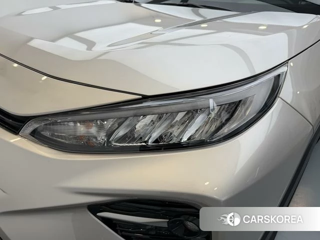 Toyota Wildlander 2022 Серебристо-серый из Китая, фото 3