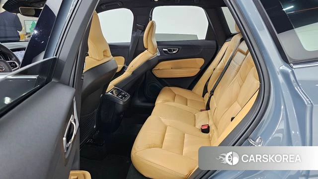 Volvo XC60 second Generation 2021 Серый из Кореи, фото 3