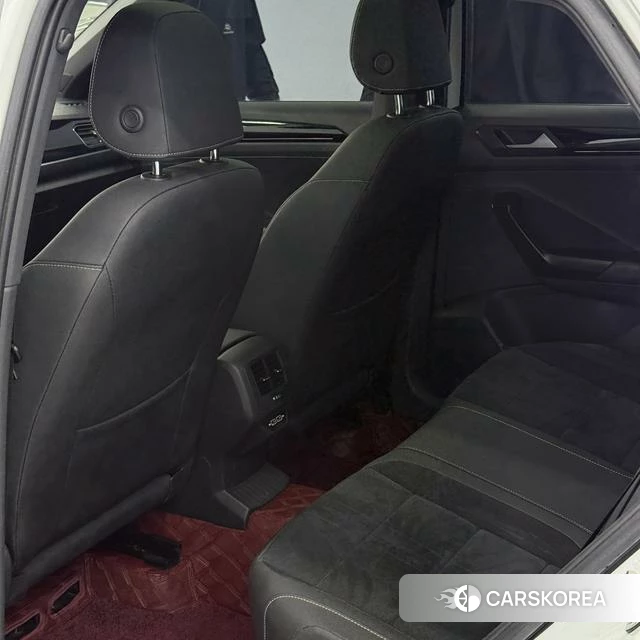 Volkswagen T-Roc 2021 Белый из Китая, фото 3