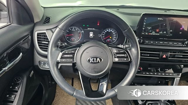 Kia Seltos 2021 Белый из Кореи, фото 3