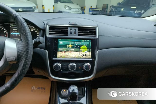 Nissan Tiida 2020 Белый из Китая, фото 3