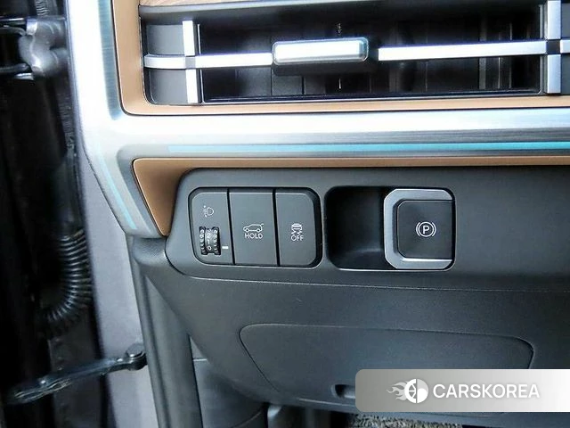 Hyundai Santa Fe (MX5) 2023 Серебристо-серый из Кореи, фото 3