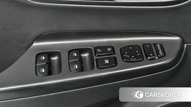Hyundai The New Kona Hybrid 2021 Серебристо-серый из Кореи, фото 3