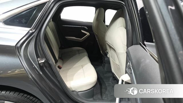 Audi A3 (8Y) 2023 Серый из Кореи, фото 3