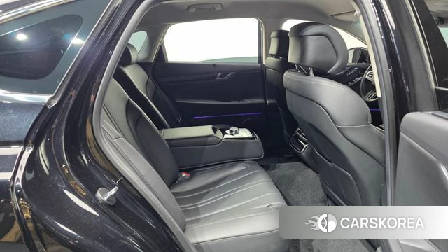 Genesis G80 (RG3) 2026 Черный из Кореи, фото 3
