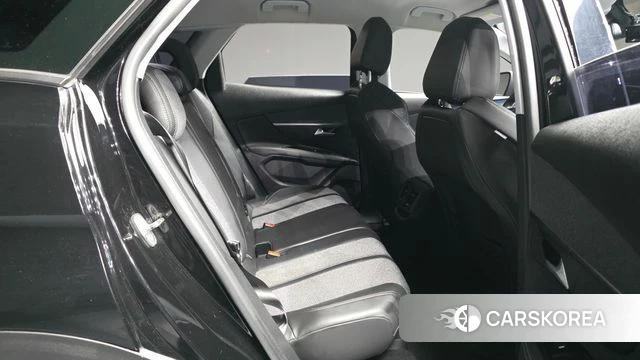 Peugeot 3008 second generation 2019 Черный из Кореи, фото 3