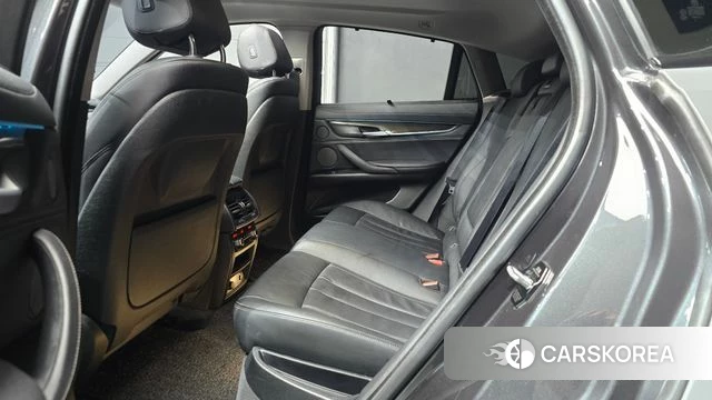 BMW X6 (F16) 2018 Серебристо-серый из Кореи, фото 3