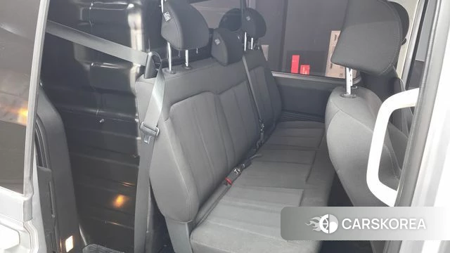 Hyundai Staria 2022 Серебряный из Кореи, фото 3