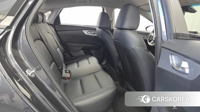 Kia The New K3 2nd generation 2021 Серый из Кореи, фото 3