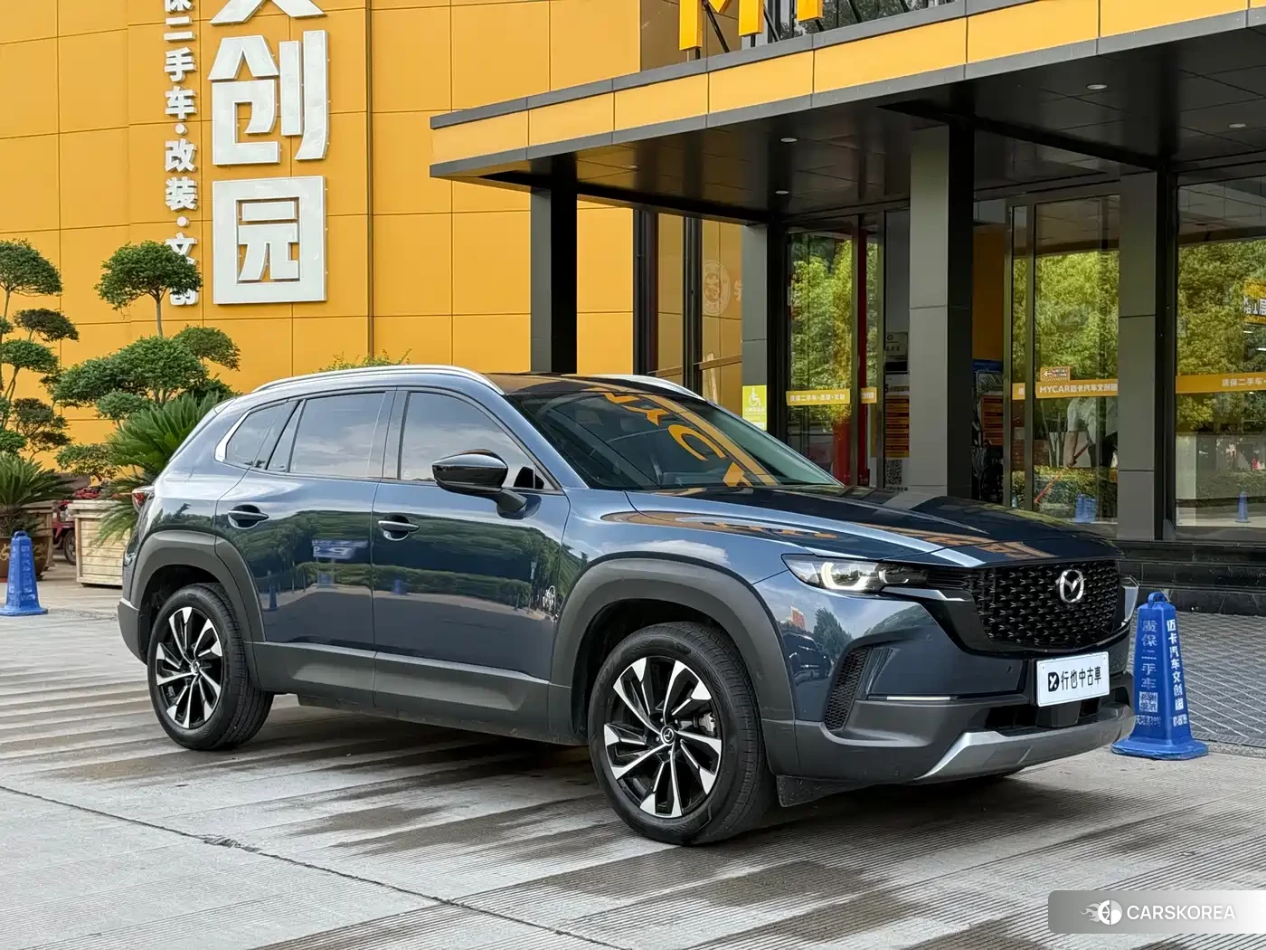 Mazda CX-50 2024 Синий из Китая, фото 3