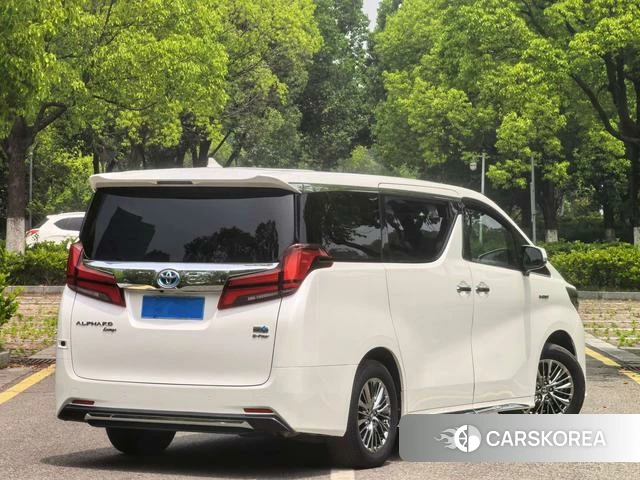 Toyota Alphard 2021 Белый из Китая, фото 3