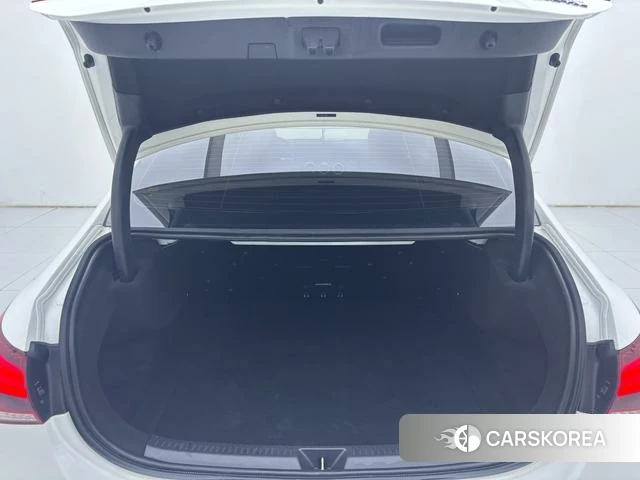 Mercedes-Benz A-Class 2022 Белый из Китая, фото 3
