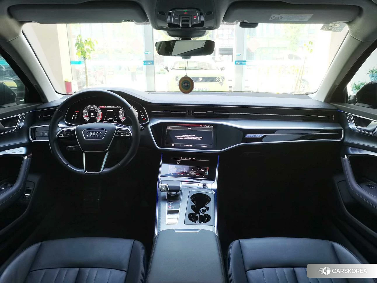 Audi A6 2021 Черный из Китая, фото 3