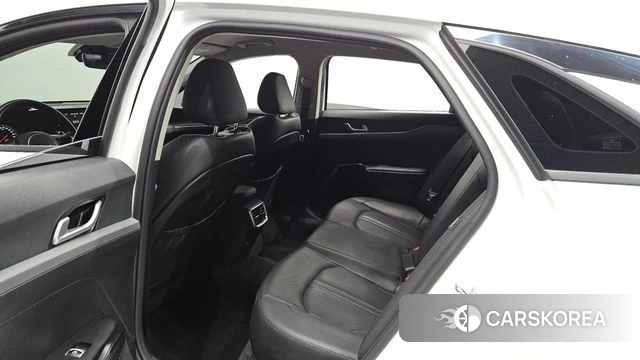 Kia K5 3rd generation 2023 Белый из Кореи, фото 3
