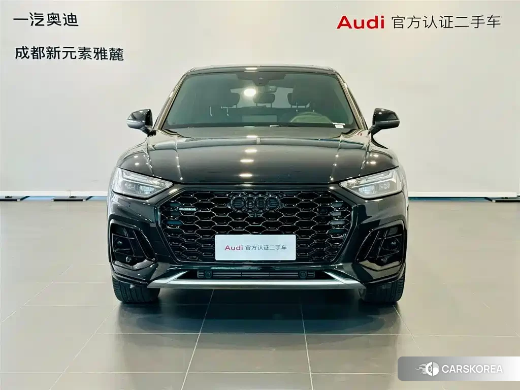 Audi Q5L 2025 Черный из Китая, фото 3