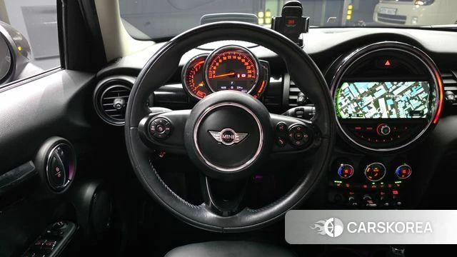 Mini Cooper 2018 Черный из Кореи, фото 3