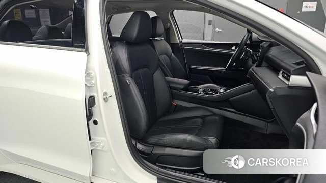 Kia K5 3rd generation 2023 Белый из Кореи, фото 3