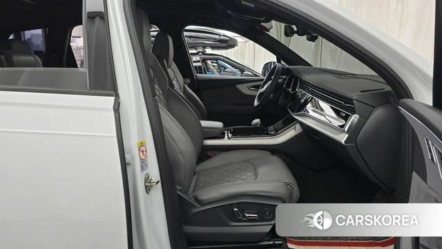 Audi Q7 (4M) 2021 Белый из Кореи, фото 3