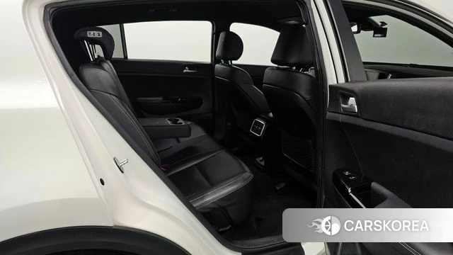 Kia Sportage The Bold 2018 Белый из Кореи, фото 3