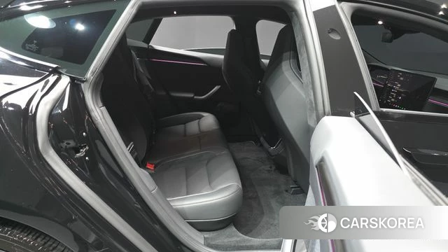 Tesla Model S 2026 Черный из Кореи, фото 3